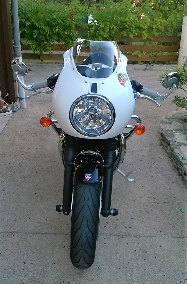 Thruxton_apres01.jpg